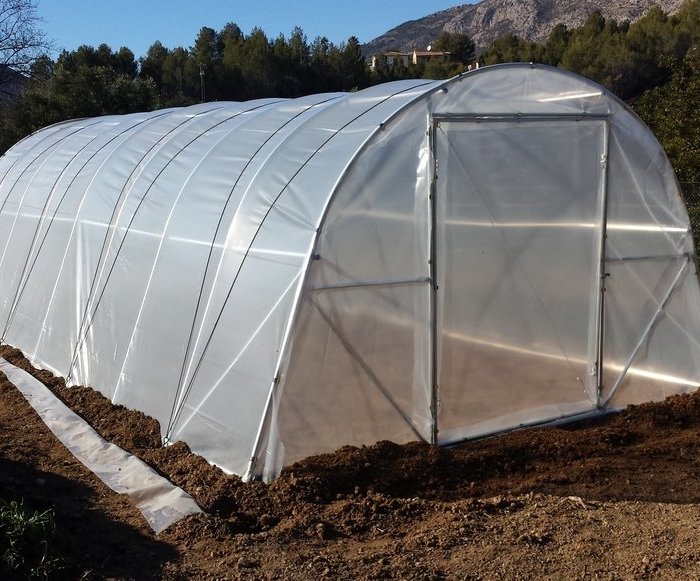 Extended growing season inside the greenhouse